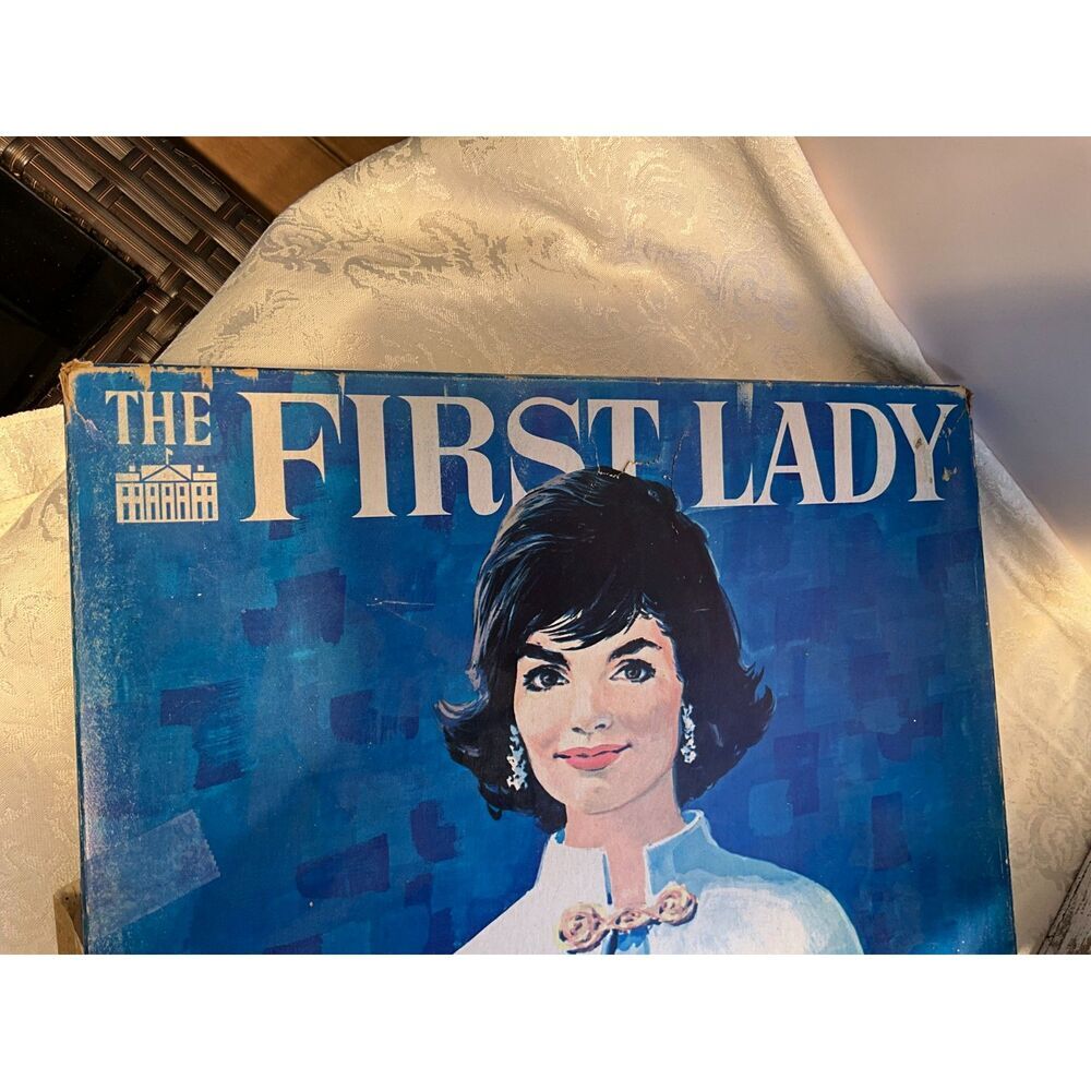 Rare original vintage Jackie Kennedy The First Lady Paper Doll Magic Wand 1962 - Picture 6 of 11
